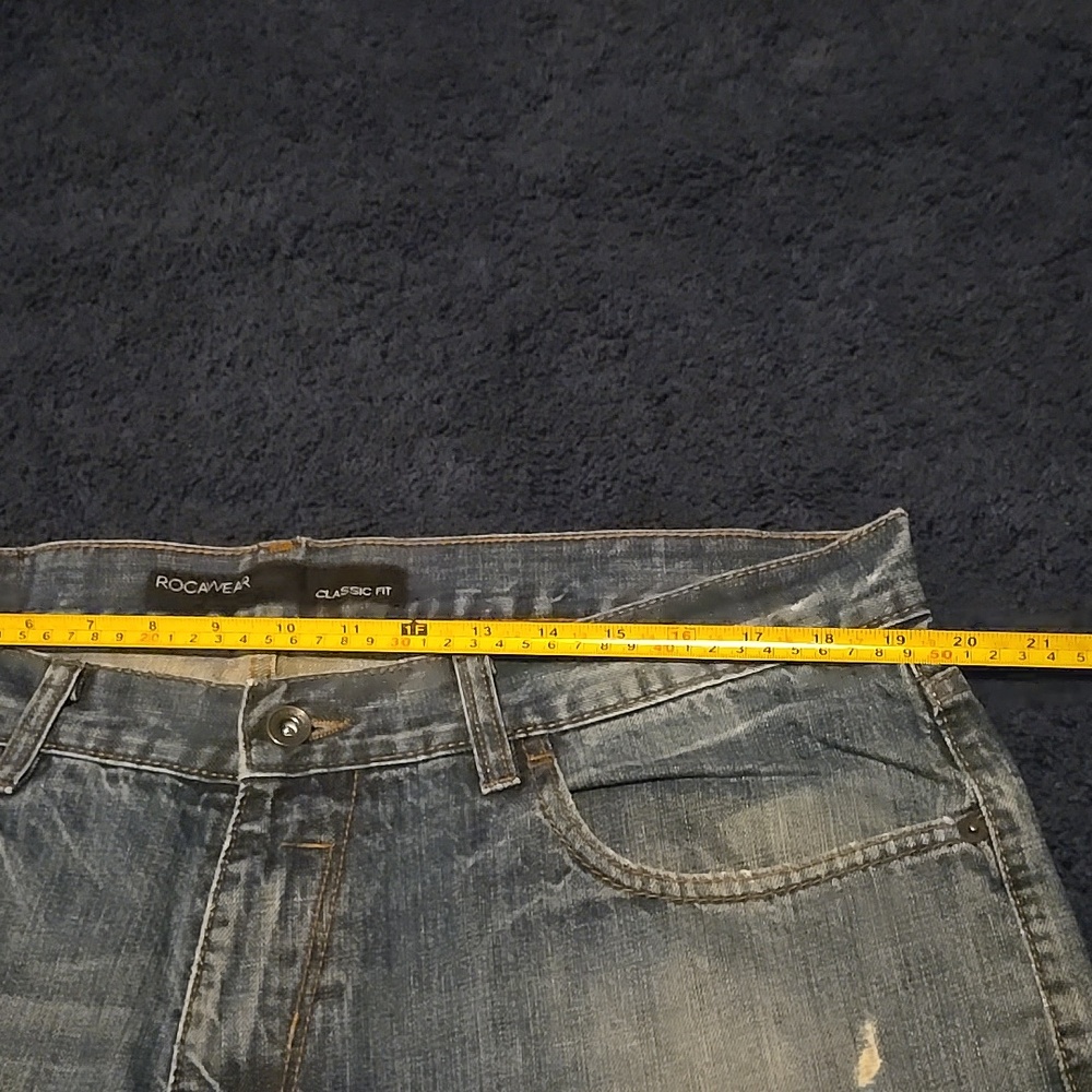 Roca Wear dirty wash distressed jeans